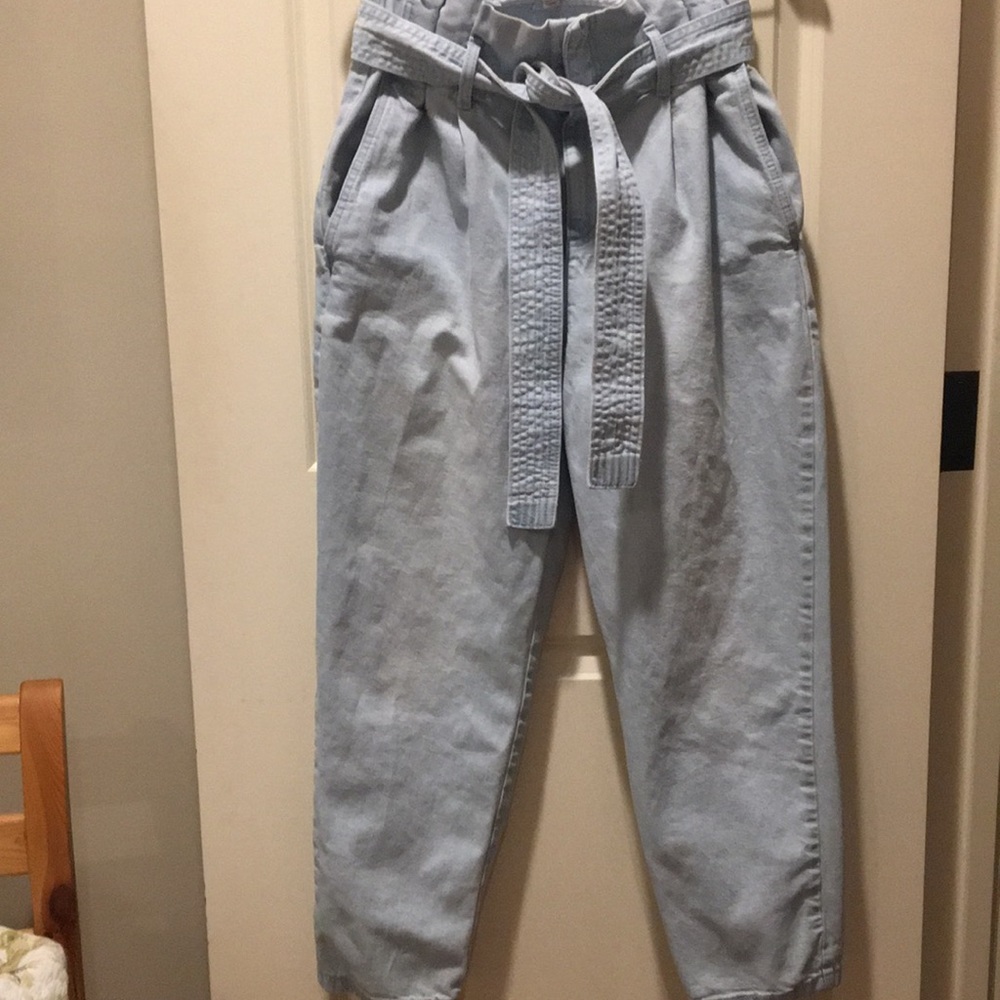 A New Day- High-waisted paper bag belted baggy wide leg jeans womenβs size 8